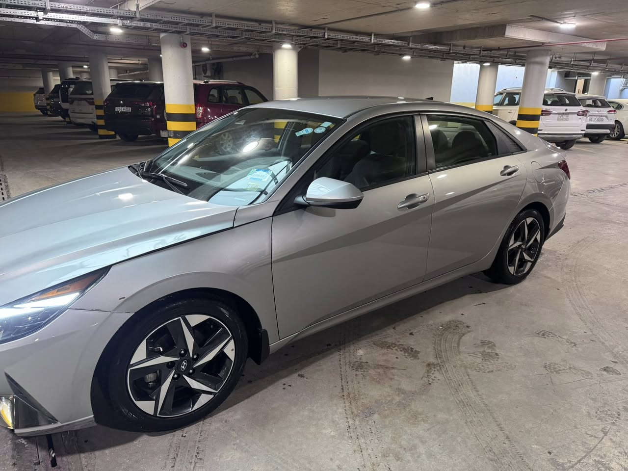 هونداي النترا 2023
وارد أمريكي فول مواصفات بدون فتحه
بصمه
شاشه ابل كاربلاي متصله
رادارات
شحن وايرلس
تدفئة مقاعد 
ترحيب بالأبواب
ويل كب كروم بلادي 
هاند بريك بصمه واوتو هولد
سيستم صوت 
محرك 2000 دوش 
سياقه ذاتيه
السياره ماشيه ٢٣  
وباقي المواصفات المعروفه 
السياره بدون حادث ولا معجون وبدون ايرباك  فقط ثلاث قطع كلير أمريكي 
رقم أربيل هزه وفحص كل جديد 
تحويل او وكاله
السياره جاهزه من كل النواحي بدون اي نقص  
السعر 148
مكان السياره بعداد حي الجهاد
***********
