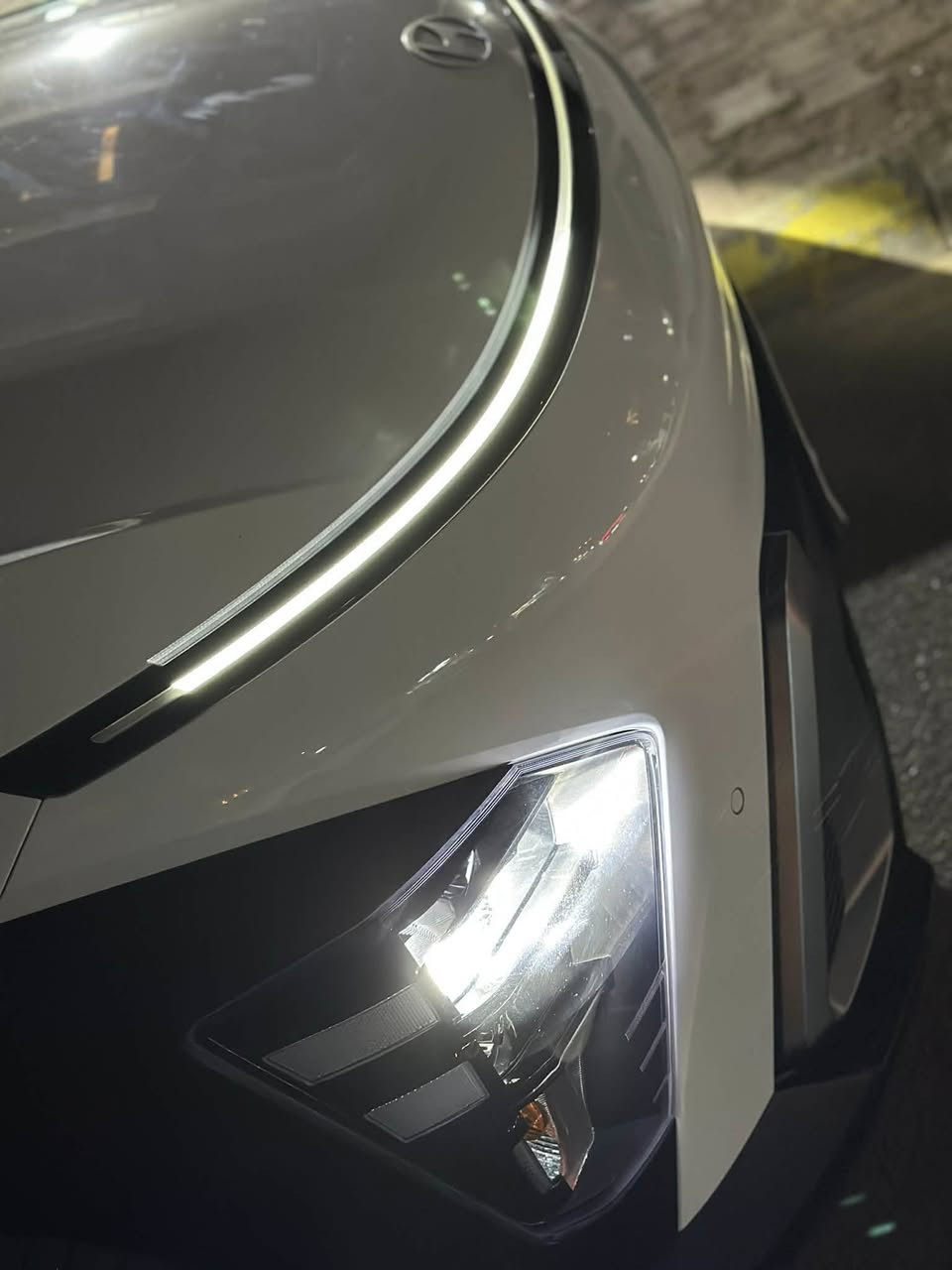 السلام عليكم..
كونا 2024 وكالة خليجية فول مواصفات 
رقم شمالي 
ماشيه 6 الف 
كفاله عامة من كل شي 
للاستفسار الاتصال على رقم صاحبه

***********
