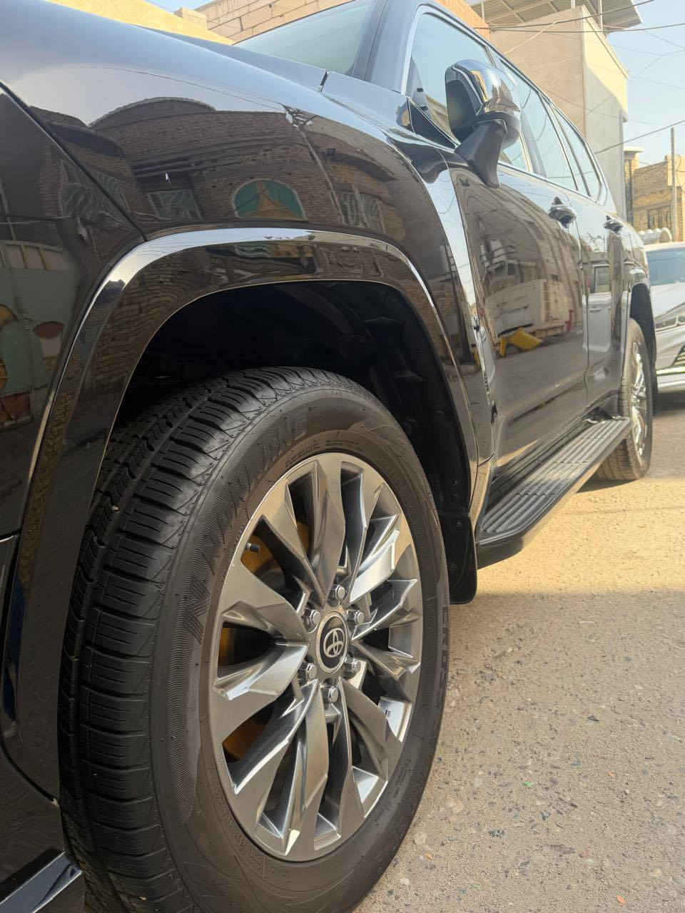 لاندكروز  موديل 2023 الفئه VX
مكفولة شركة ساز
رقم بغداد بسمي

💎 ســعــر ✅ ::  الــرد تلقائي 📮

ماشيه 52 الف
مكفوله من كلشي
مغلفة

مواصفاتها معروفة

مكان السيارة: البصرة
رقم صـــاحب السيارة: *********** واتساب

لعرض سيارتك على الصفحة بنفس الطريقة راسلنا
