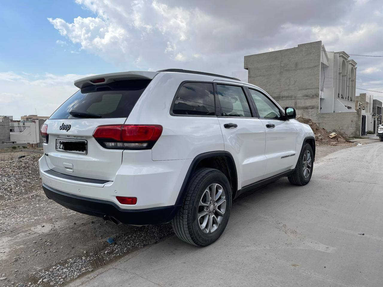 جيب لاريدو خليجي موديل ٢٠١٣ محدث ٢٠٢١ 
صبغ عام ب١٥٣ 
رقم سليمانية كركوك, العراق


**إذا كنت صاحب هذا الإعلان وتريد حذفه لأي سبب، رجاءا أرسل رسالة إلى الدعم الفني**