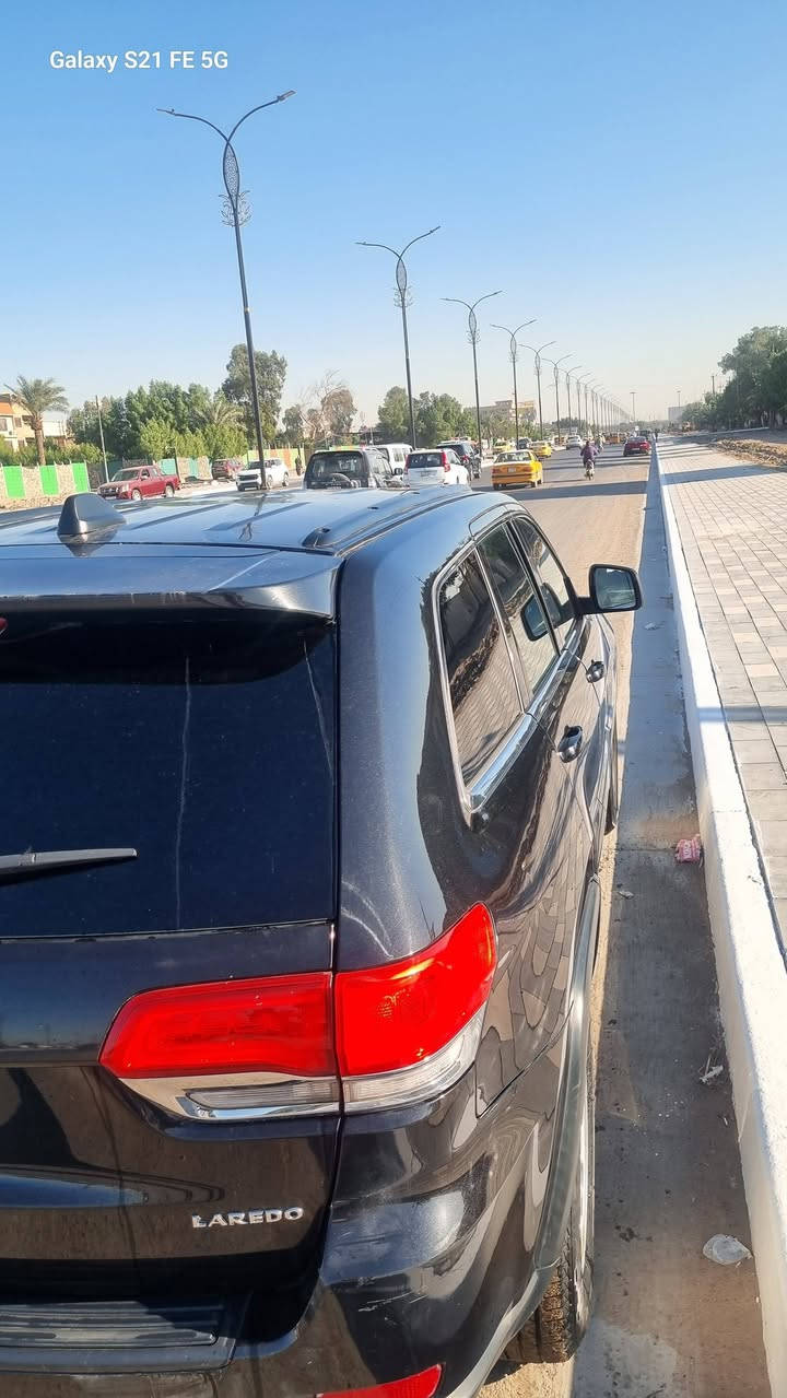 سلام عليكم جيب لاريدو 
موديل 2015
لون اسود بسمي 
حادثه جاملغ وبنيد
سعره 170
مكاني كربلاء 
رقم موبايل ***********
