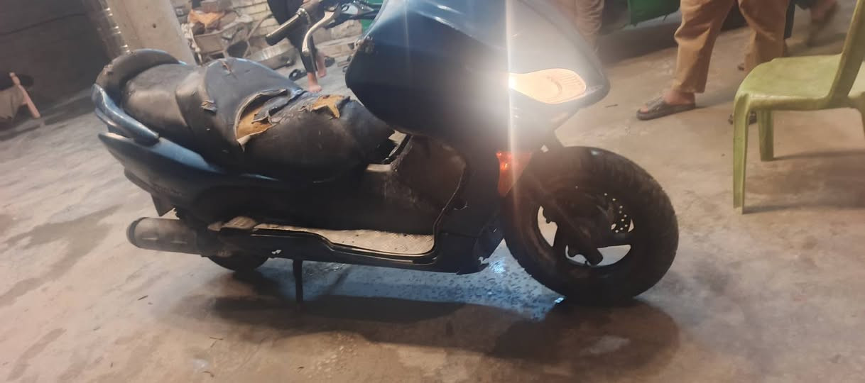 للبيع أو مراوس نقص باتري  وات ساب ***********
