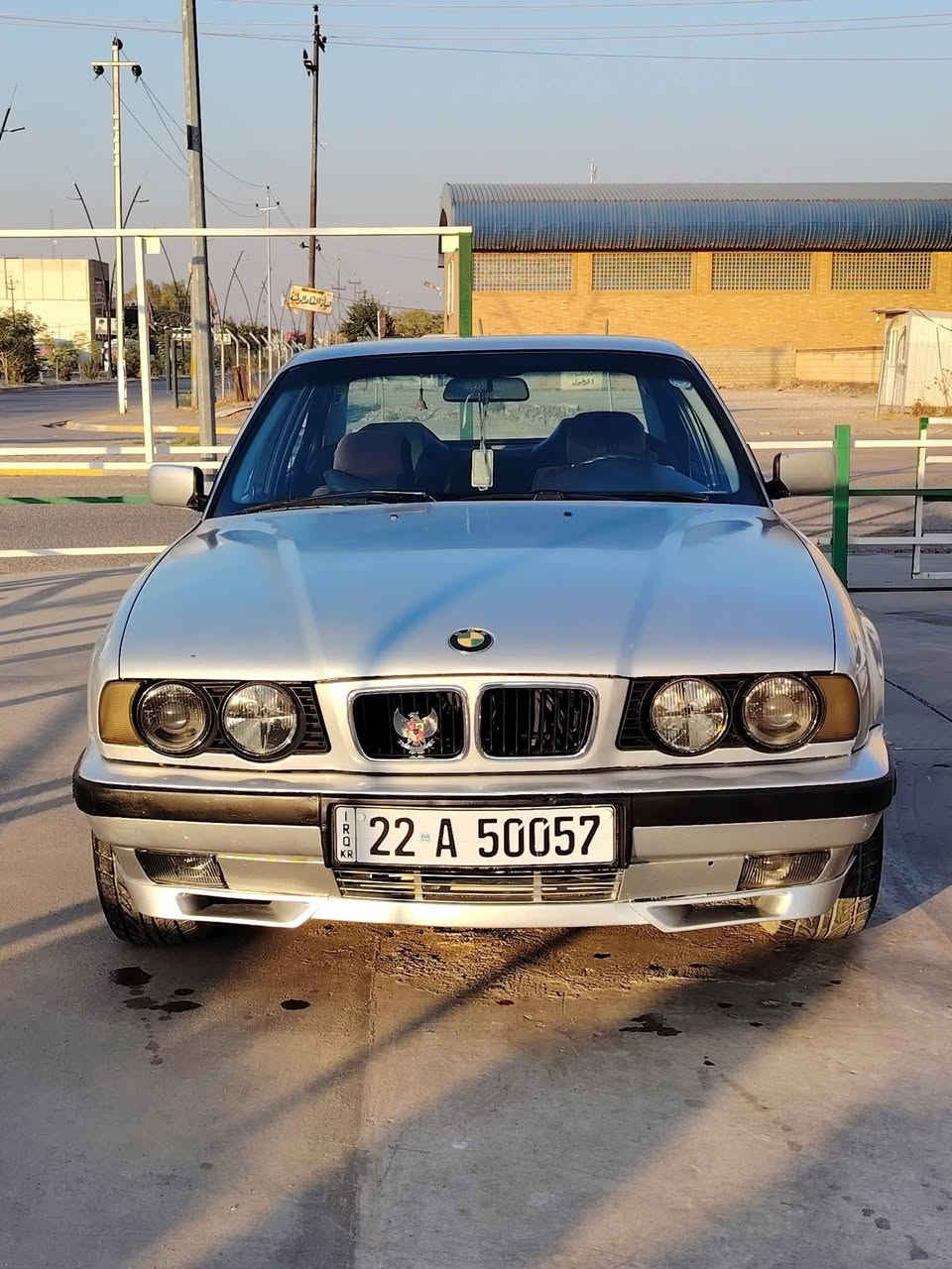 بسم الله الرحمن الرحيم
من رخصت المدير الكروب
بي ام 525 اصل بلاد موديل 91 بجم عريض للبيع
كير محرك شرط
كير اوتوماتيك
جامات كهربائي
كهربائيات كله شغال فول 
تايرات شبح جديد
تبريد تدفئه فول
كشنات جلد
رقم اربيل جديد
سنويه وبطاقه بانزين جديد
تحويل وكاله شرط
صدر امامي خلفي 100%100
سياره مال بيت وحلوه مرتبه مايتعبك احلئ وارتب من الصوره سياره مابي نقص ولا برغي وباقي تفاصيل سياره بصوره موجوده
مكاني كركوك 
*********** رقم الهاتف
