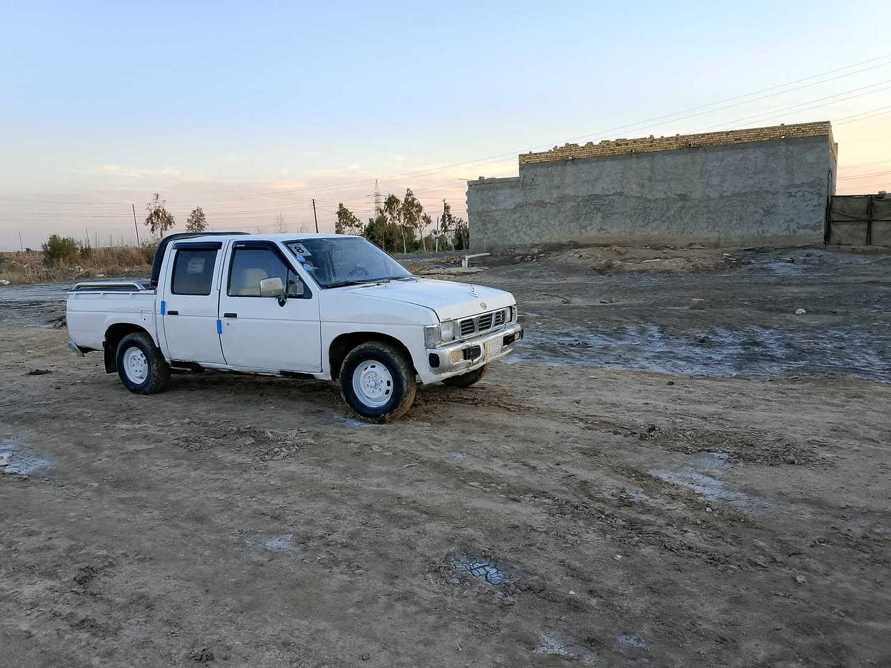 سلام عليكم نيسان موديل 95 كير او محرك شرط النضافة
مكينة حجم 2000السيارة جاهز من الطول لطول
رقم ألماني ذي قار امداور ثاني يوم
لا ضربة ولاكلبة مصبوغة جمالية 
العنوان ذي قار داخل المركز 
السعر (20)اوبية مجال كلش قليل 
(***********)
