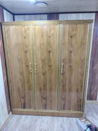 معمل نجارة • أثاث غرف نوم • لارين