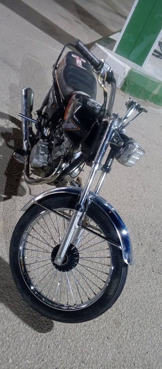 درجة للبيع تايكر موديل 2022وراق اصولي  حربي كلشي شغال محرك ينقر. اتنقر شرط هندر السعر 350وبيها مجال بيع مستعجل ***********
