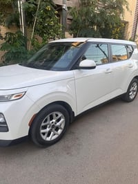 كيا صول موديل 21السيارة  محرك 2000دوش اني كصيتها من مزاد بسنتها وعلى ا...