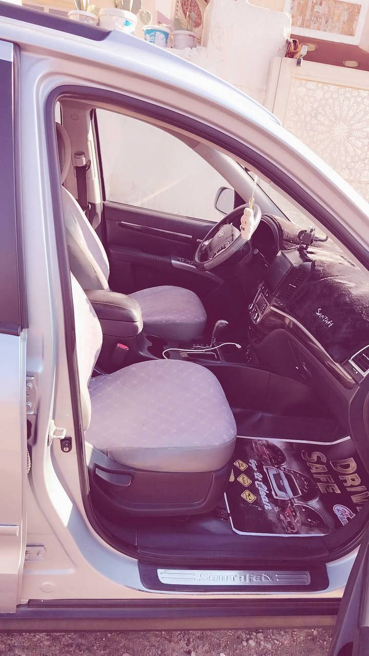 سلام عليكم سنتافيه موديل ٢٠١٠ وارد امريكي بيه ٣ قطع صبغ  مكينه ٣٥٠٠  فول ماعده بصمه ٥ راكب  سعر ١٣٠ بغداد بسمي  مراوس فقط  *********** بي وتساب
