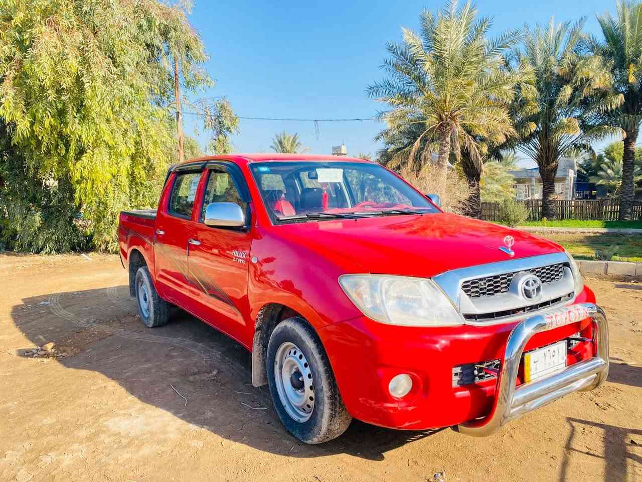 سلام عليكم تيوتا هايلوكس للبيع او مراوس موديل 2011 مكفوله تحويل ثاني يوم سنويه مجدده لل 2029 رقم بغداد السونار مرفق ب المنشور السعر 165 وبيهه مجال  اتصل /*********** /***********
