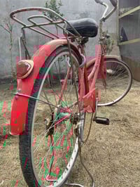 بايسكل للبيع حجم 26 اخو جديد ناقصه فقط تايرات بنجر فقط نضيف كلش سعر 35...