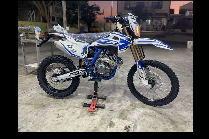 دراجه قفاز 300Cc
موديل 2025 

دراجه وضع شركه ما مضروب اسبانا بعد 

سعر 1 و 750وبي مجال 

ل استفسار اكثر  اتصال ب رقم 

***********
