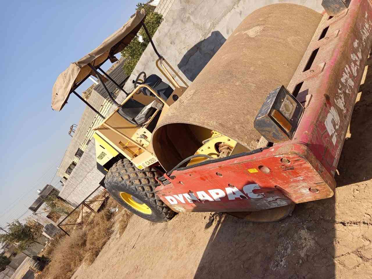 السلام عليكم للبيع حادله دنيباك  مديل 2014 رقم بغداد الماني مكاني بغداد مكفوله كفاله عامه  مكينه مضخات كلها مكفولات وضع شركه 
للأستفسار اكثر انتصل ‏‪0771 615 9567‬‏
