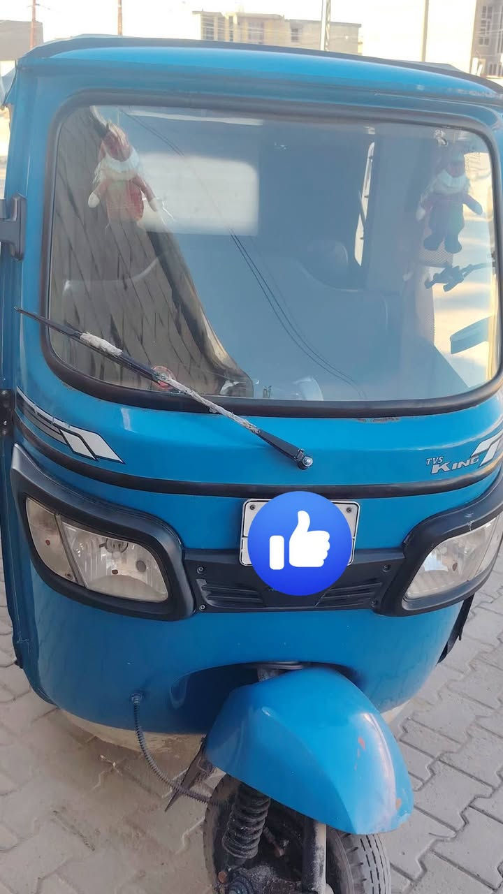 تكتك للبيع موديل 22  رقم انكليزي هزة جديدة بسمي تحويل ثاني يوم TVS بيهة ضربة بل باب والسلف واكف تشتغل هندر ب 7 وبيهة مجال بسيط رقم بغداد  المكان بغداد المحمودية ***********
