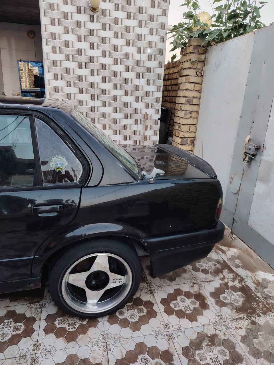 اسلام عليكم سياره BMW زعره 320 موديل 1989 سياره مال جناي متعوب عليه كلش مكينه كير اتو حاويه بجيس  ونجي حديث كربلائي ناصي (6) بستم شلعه وشرط معدلك 180 تحويره مضبوطه  100/100 ويل رياضي YZG  تخم تاير جديد دوشمه وفراش جديد باتري جديد بك لايت الحديث لاصلي كهربائيات كله شغاله مصبوغه جماليه جاهزه لاخر حبايه وبعافيه عله الياخذه رقم بغداد دولي بسمي تحويل ثاني يوم السعر:31 بيه مجال بصيط مكاني بابل الحمزه الغربي لاستفسار *********** بي وتساب وتدللون
