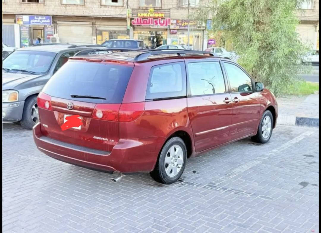 السلام عليكم 
تيوتا سينا للبيع موديل 2008
محرك 6سلندر 3500
مكفوله من ضربه وصبغ عام وكير ومحرك وشاصي مكفولات 
فقط جهة الراكب مصبوغه للجماليه والسونار موجود
تبريد ثلاث قطع ثلج
سياره جاهزه من كلشي ماتصرف عليها ربع 
جنطه شفط 
سبعه راكب سياحي 
سياره رقم بصره الدولي 
السياره باسمي ومشروع وطني وتحويل ثاني يوم 
السعر 120 وإذا تريد كلشي موجود بالسوك بس هاي سياره متعوب عليها وجاهزه من كلشي ومكفوله من الضربه 
للاستفسار مراسله الماسنجر او الاتصال على الرقم 
***********
