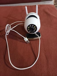 كاميرا • الشوملي