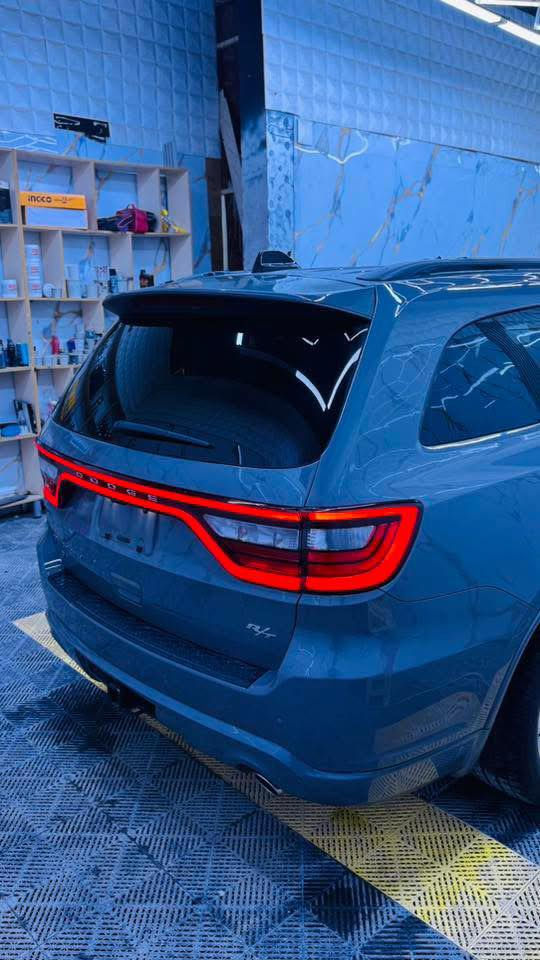 دوج دورنكو 2023 RT MAX
رقم بغداد بسمي
( مداور مباشر )
(RT 5700)
(محدث بنيد فتحات و كلير جاملغ من امريكا)
(الموصفات )
فتح سقف
رادار امامي  + جانبي + خلفي
حساس امامي + خلفي
كشنات تتفئه + تبريد
شاشة كبيرا
كشنات خزن
بصمة تشغيل
بصمة ابواب
وضعيات قيادة (eco) (sport)
شفتات ستيرن
هيتر مري
كشن كهرباء
ويل 20 گروم
اوتو ستوب توقف ذاتي
وباقي المواصفات المعروفه لل RT
مكان السياره بابل
السعر 283 وبيه مجال
للاستفسار/ ***********
