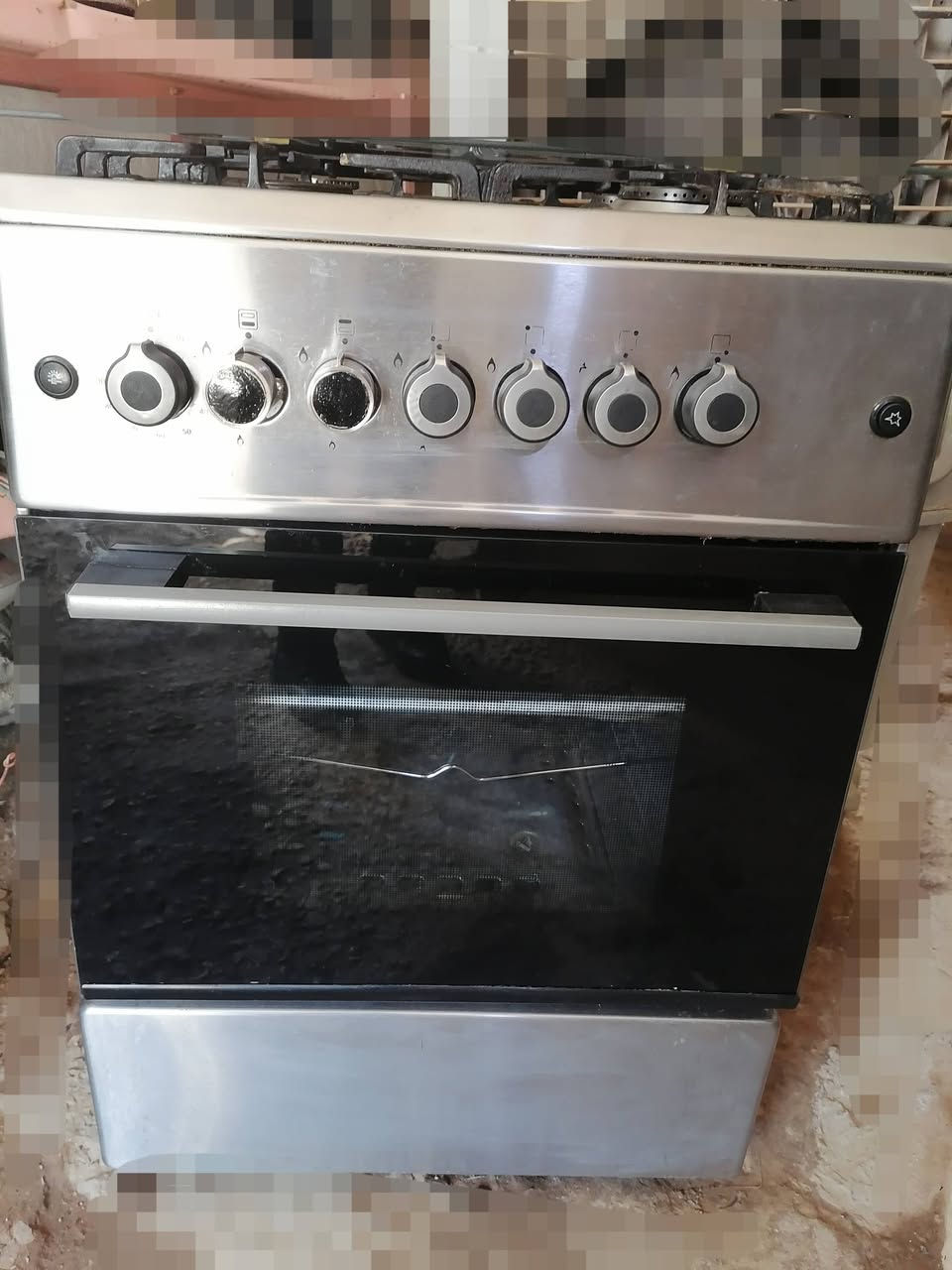 طباخات اخو الجديد للبيع
رويال مصري ٥ عيون عالفحص شغال عيون وفرن واغراضه كامله ب ١٩٠ الف وبيه مجال قليل
جبسون مصري ٤ عيون الحجم الكبير ب ١١٥ الف
حلة بكرلي *********** الرقم بيه واتساب
