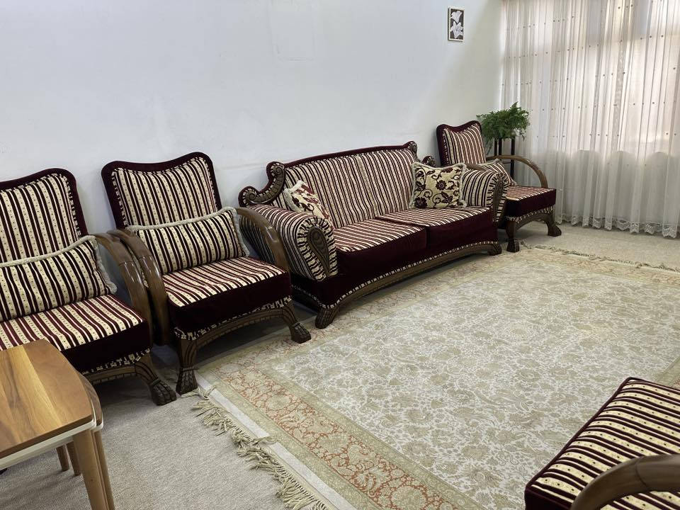 تاقمی  قەنەفە بۆ فرۆشتن ٣٠٠ هەزار سلێمانی ***********
