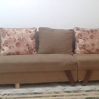 ديوان ١٠ نفرات نظيف للبيع ٠٧٧٣٥٣٠٢٩٩٦