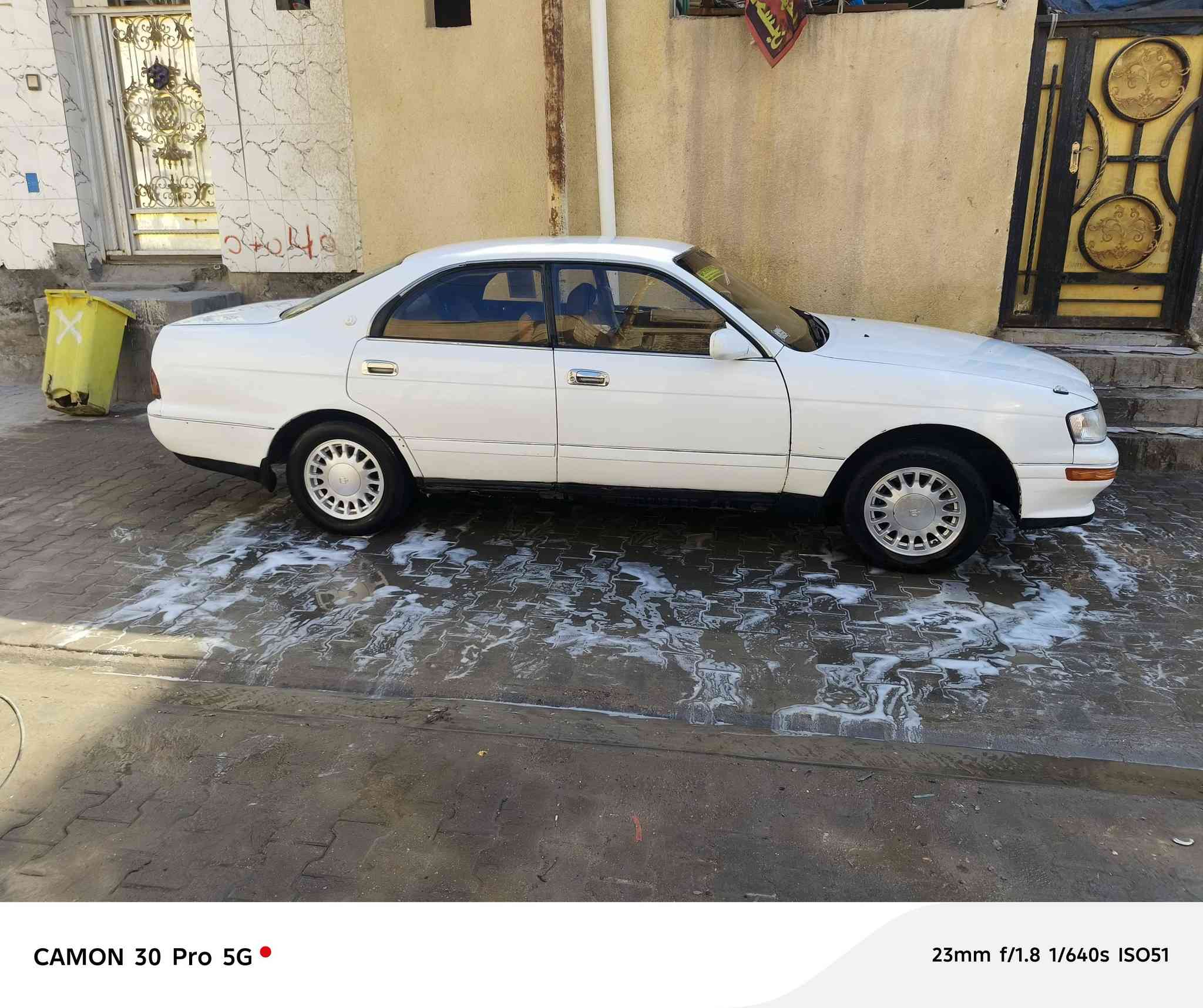 السلام عليكم كراون بطه مديل 2000
السياره كفالة من كصه و نقل جثه وضربه قويه 
مكينه كايمه والكير جديد و حداد جديده 
رقم ميسان مشروع وطني بكل مكان تتحول 
وعندي وكال بيه عامه
السعر 43
العنوان البصره
***********
