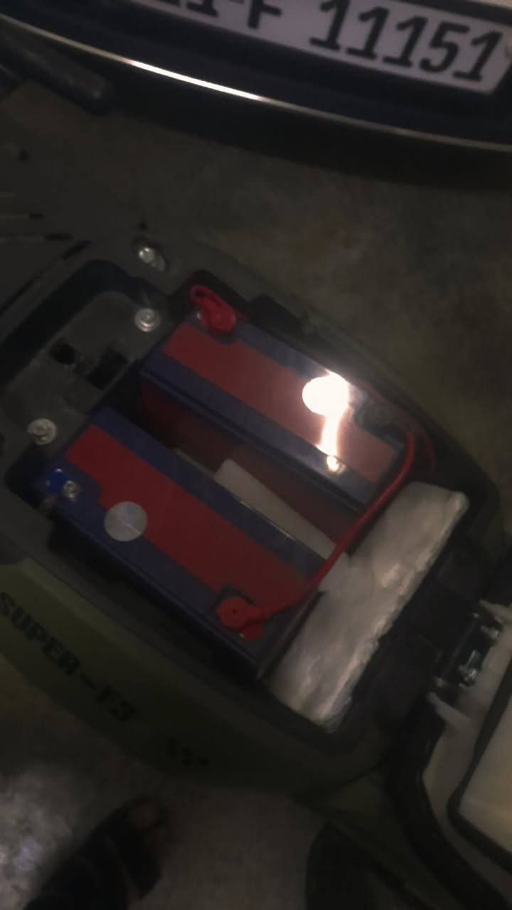 ‎F3نوع
2026
سرعة حقیقي 80 
ملف 2500 
جدید 
4نمر 
Rبك 
بلتوث 
ایشارات 
زینون 
سعر 700 بي مجال قلیل‎ كركوك, العراق


**إذا كنت صاحب هذا الإعلان وتريد حذفه لأي سبب، رجاءا أرسل رسالة إلى الدعم الفني**