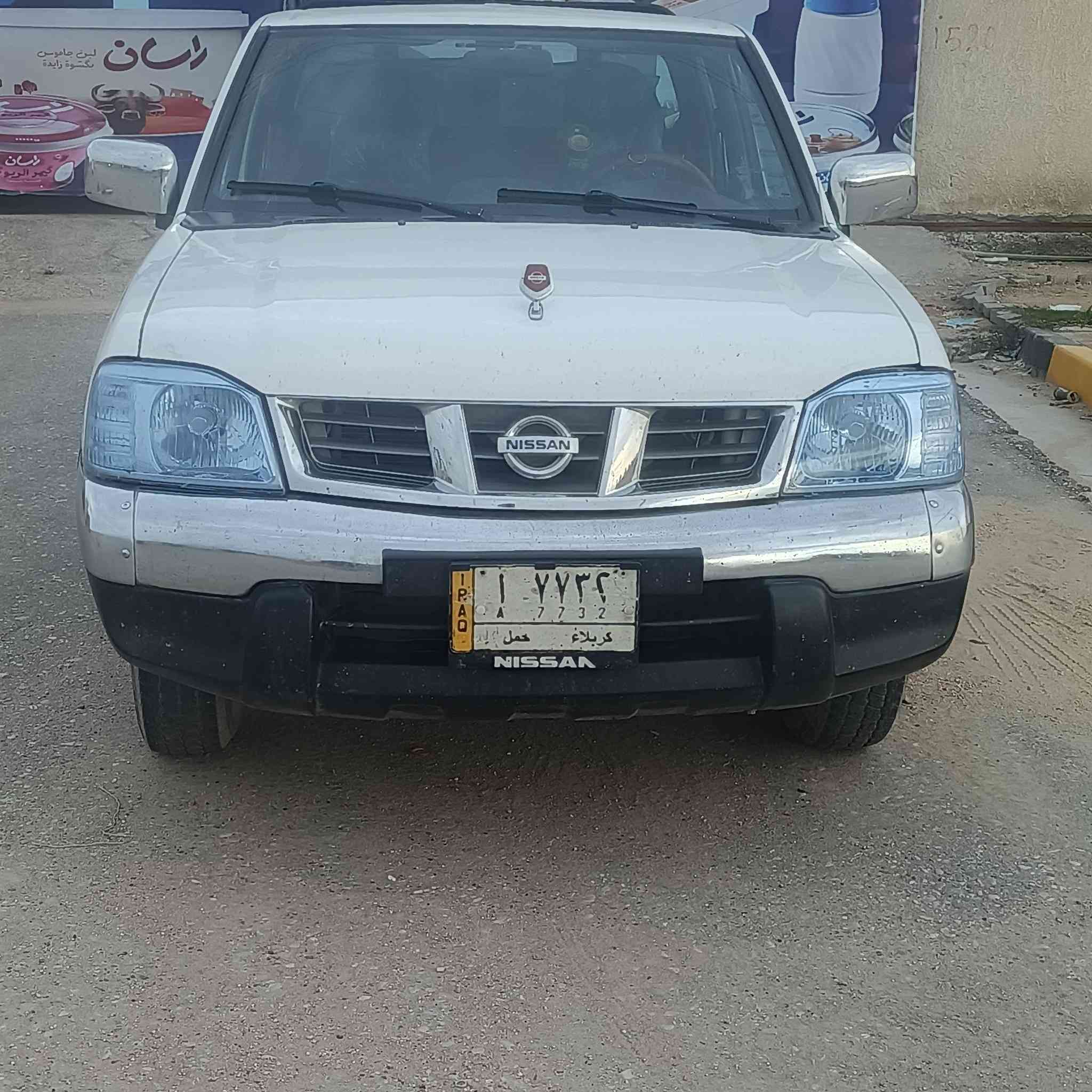 السلام عليكم سياره نيسان ٢٠١٢
تبديل جاملغ أمامي الباقي كفالة عامه رقم كربلاء سنوية جديده تبريد ثلج❄ 
السعر١٢٥ واكو مجال بسيط لشراي ل سياره مكفوله كفالة عامه من عدم لجاملغ 
رقم لهاتف ***********
عنوان سماوه
