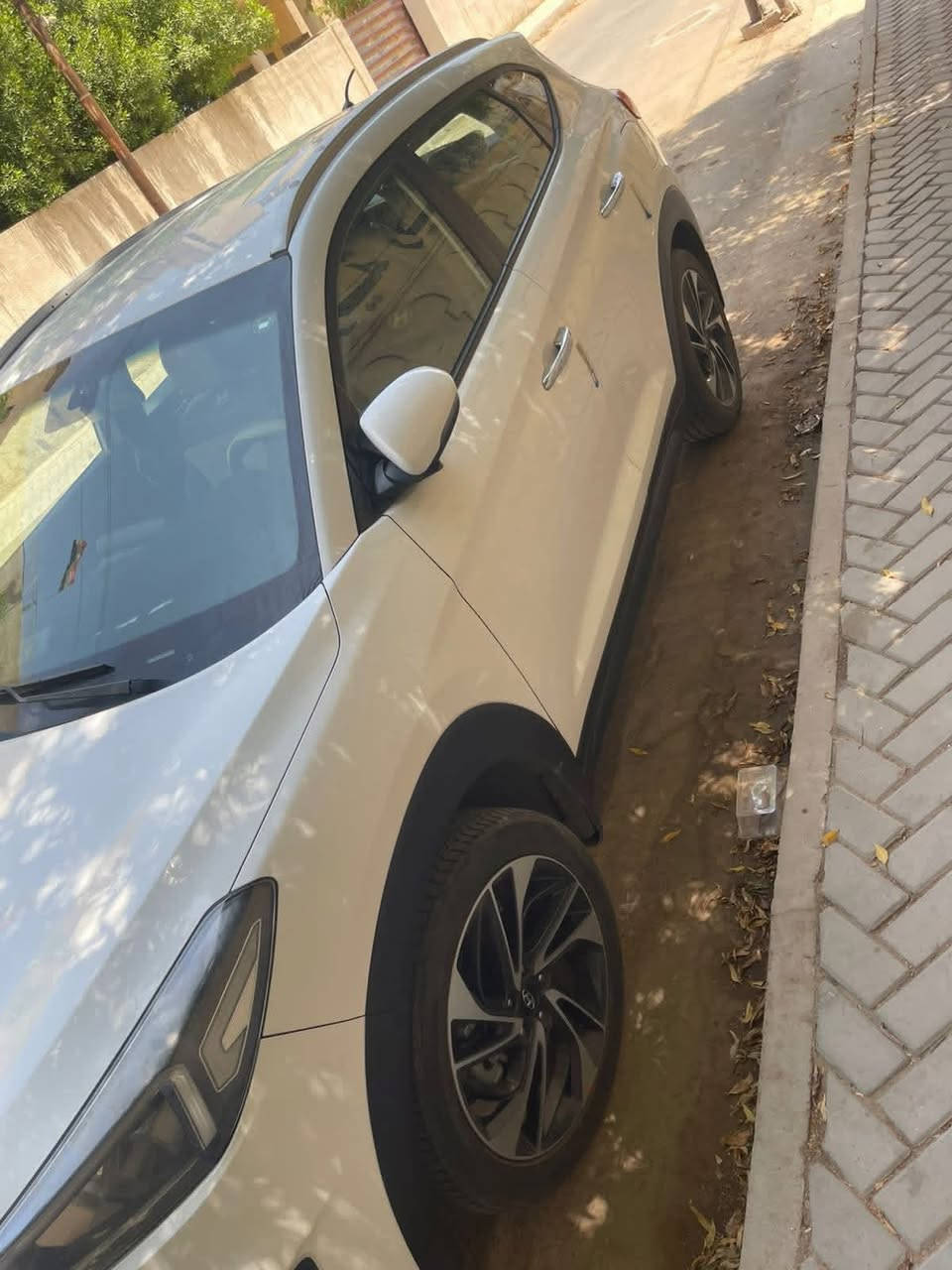 هيونداي توسان 2019 (نصف فول) 🤍
مال جناي خير من الله جدا نظيفة
رقم أربيل ماشية 95
محرك دوش 2000

إضافة مع السونار رصعة صغيرة في الباب الأيمن الأمامي
الأرضية جلد ودوشمة جديدة
سنوية باسمي
بعد وياها سبير جديد وكتلوك السيارة موجود ✅

مكان تواجد السيارة: بغداد
رقم صاحب السيارة: ***********
::: السـعـر ::: 195
