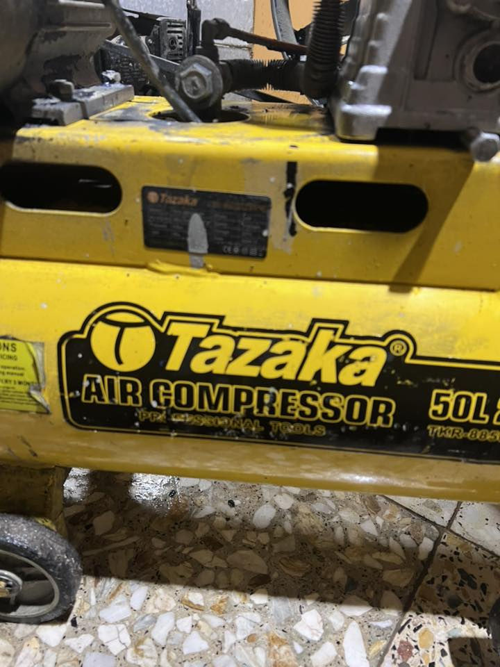 كمبريسر صبغ كامل ومولد٥ كيفي شغالات للبيع اللستفسار ***********
