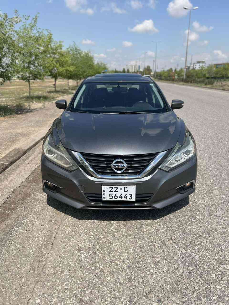 نيسان التيما 2017 sl
المواصفات:
1- فول تحكم ستيرن
2- تشغيل عن بعد
3- أشارة بالمراية
4- بصمة تشغيل 
5- بصمة أبواب 
6- بصمة صندوگ
7- تحديد مسار
8- رادار أمامي 
9- رادار جانبي (نقطة عمياء)
10- رادار خلفي
12- أوتو هولد
13- فتحة  (سلايد)
14- كشنات جلد
15- تدفئة بالكشن
16- تدفئة بالستيرن
17- كرسي السايق كهرباء
18- كرسي الصدر كهرباء
19- محرك ٢٥٠٠ ٤ سلندر
20- حساسات خلفية
21- المازدات فول زنون
22- سستم سماعات bose
24- شاشة دشبول لعرض الأعطال والتحكم
25- ويل 17 بلادي 
26- منفذين USB- AUX -طاقة   12 V- بلوتوث
27- السيارة ماشيه 195 
28- مثبت سرعة ذكي
30- تخم تاير جديد
ضرر : جاملغ امامي جهت السكن وباب مبدل بلادي فقط 
ايرباك فقط برده 
سعر : 123 وبيه مجال بسيط 
مكان السياره بغداد - اربيل 
📞 ***********
