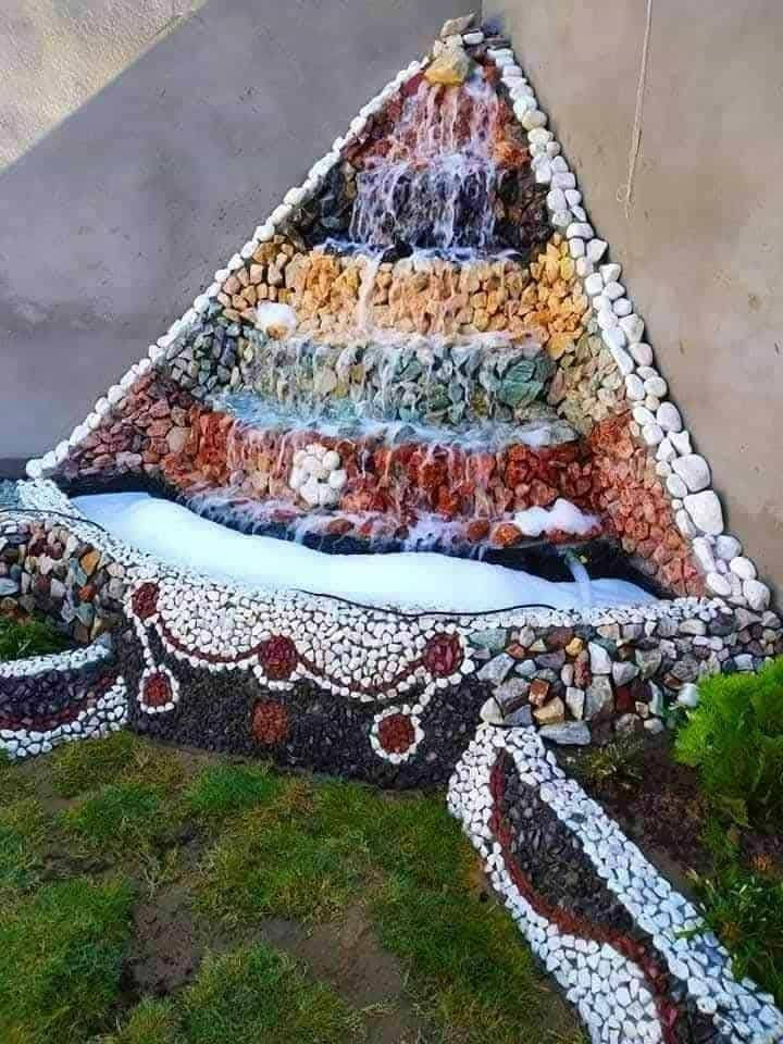 السلام عليكم ورحمة الله وبركاته مستعدين لي كافة التصاميم الحدائق والديكور وزراعة الثيل والورود ودفن التربه لتصميم كافت المنازل  ودوائر الدوله تواصل خاص او وتساب ***********
