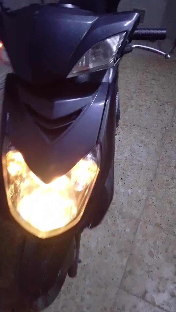 دراجة سكنس فحل نوزل كوري للبيع كاملة مكملة بس طوافه تخربط مامتعوبه مال جناي السعر 700قفل بغداد الزعفرانية ***********
