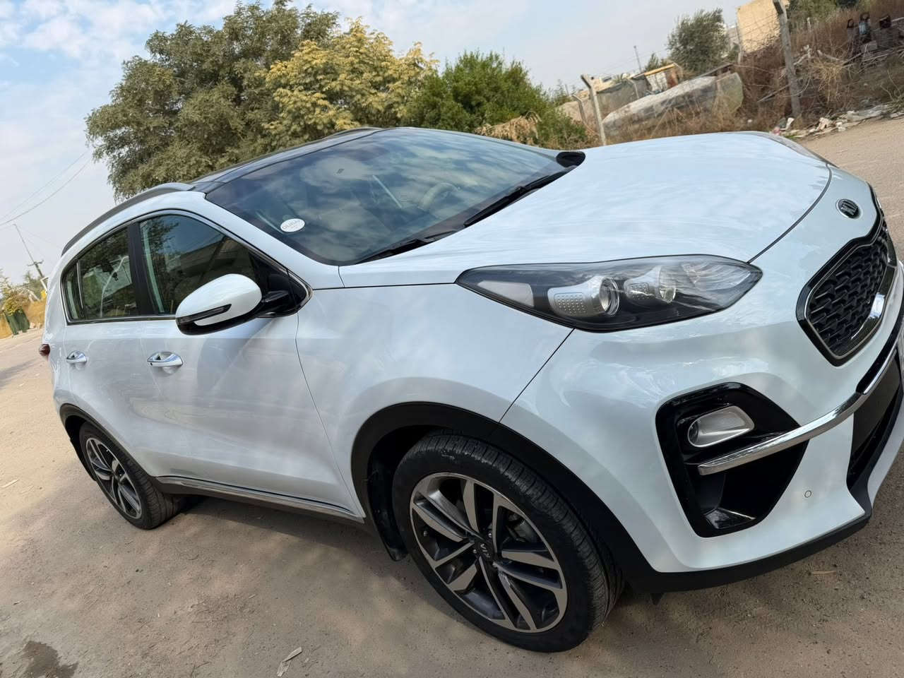 للبيع سبورتج خليجي 19 شكل ال20
فوول مواصفات بانوراما  بصمة  كراسي كهرباء هاندبريك دكمة داخل حمصي وباقي المواصفات معروفة

سيارة نظيفة ومكفوله من الصبغ

ماشية 65 الف فقط
رقم بغداد وسنوية ب اسمي

السعر 208 وبيه مجال بسيط

***********
