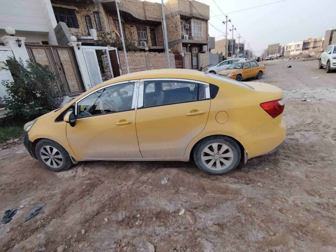 كيا ريو موديل ١٣ خليجي محرك ١٦٠٠ 
منظومة تبريد جديدة شرط وكالة 
 محرك مجفت 
أكفلك مداور وغرامات وهيئة فقط 
السعر ٥٨ ومجالهه بسيط 
*********** ديوانية, القادسية
