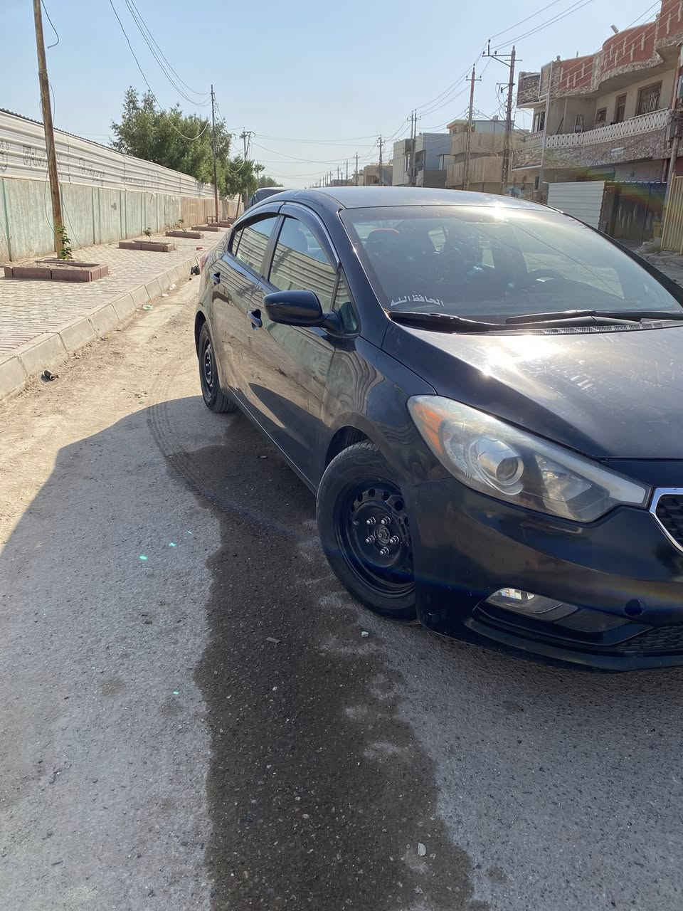 سلام وعليكم سياره فورتي موديل 2015 مكينه 1800 دوش وارد امريكي بيها قطعتين وحده تبديل وحده صبغ  رقم بغداد أنكليزي سنويه بااسمي    سعر 110 وبيها مجال مكاني بغداد الدوره   رقم تليفون ***********
