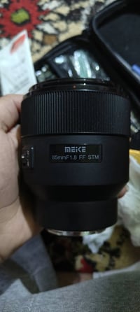 مجموعه من كامرات للبيع  سوني a7R...... نيكون 750D..... كانون 650D سوني...