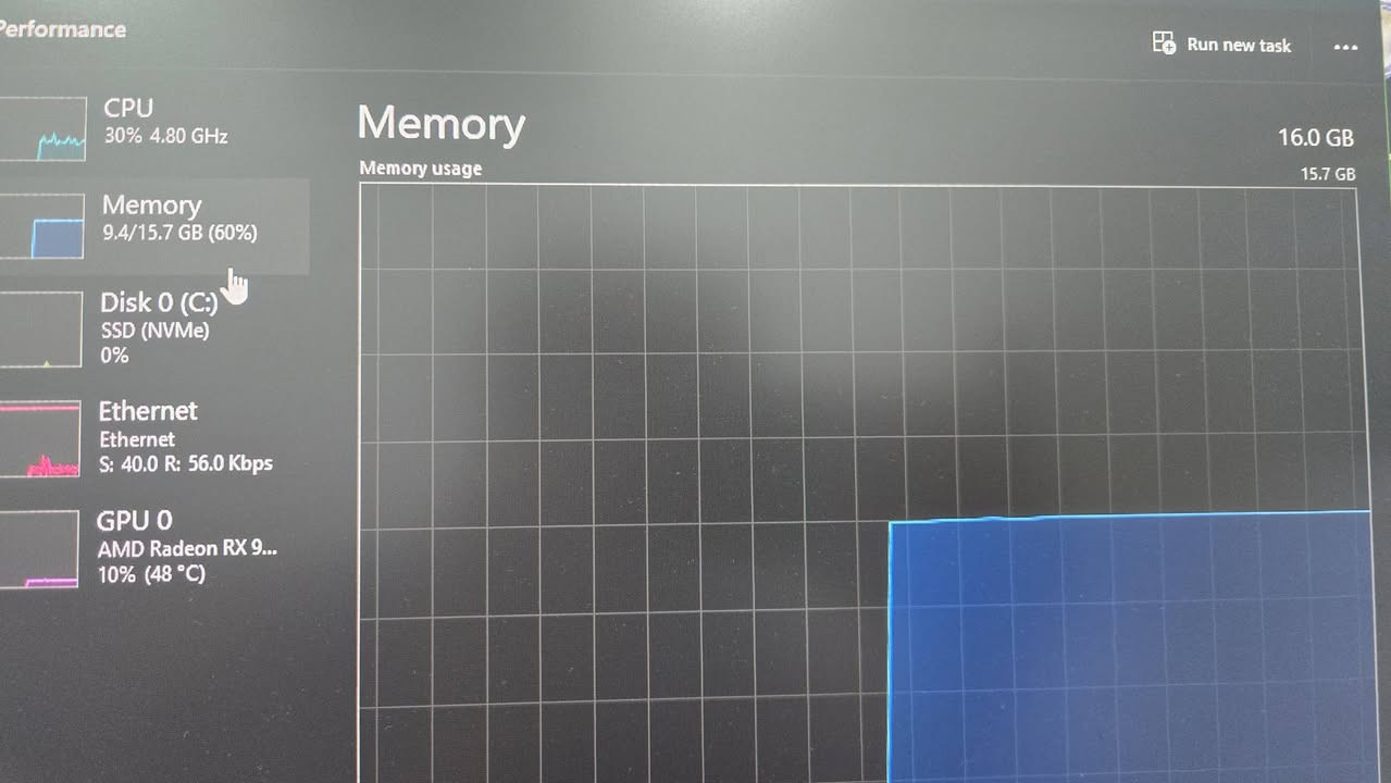 تجميعه سعر مليون و 650  
DDR5 6000MHz 
Rx9060xt 16gb 
R5 7500f 
9fan case 
Asus prime mb 
1tb ssd 
Deepcool ak620 cooler  

للتواصل راسل ***********
