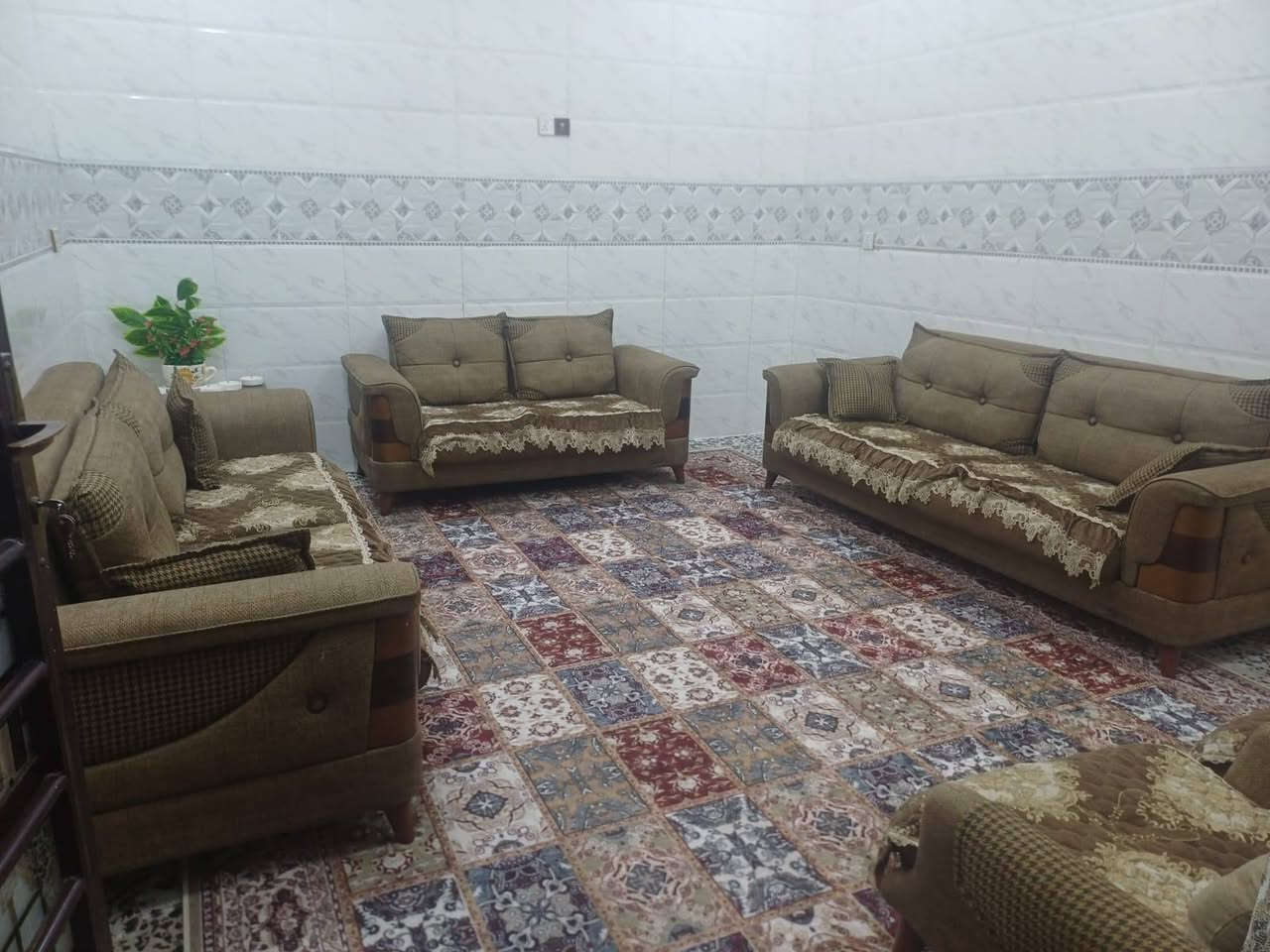 قنفات للبيع السعر 850وبيهة مجال الرقم***********
