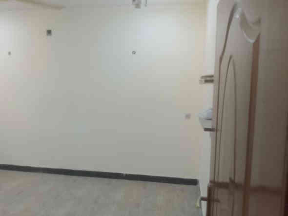 ا🛑لسلام عليكم بيت⭕️ سعر مناسب جدا ❗️جاهز السكن ‼️بناء جديد💯مكان البيت الجزيزة باب اول 💯بشارع النهرين مساحة 90 واجه 5 نزال 18🔑 طابو زارعي سند 25 قرار محكمة انتباه ❤️السعر 105 وبي مجال اتصال واستفسار على رقم ***********💌خابر وتامر امر
