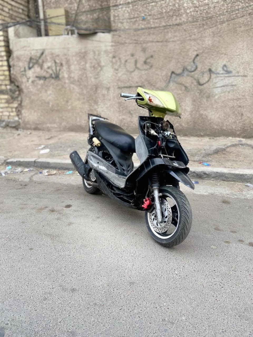 سلام عليكم سكنس فحل للبيع الدراجه كفر كامل بوشه 58تجفيت جديد زوج كلجات رياضي نوزل خط واحد وناقصها بس بطل يفلق بيها سعرها 850وبيها مجال للشراي مكاني حي العامل


**إذا كنت صاحب هذا الإعلان وتريد حذفه لأي سبب، رجاءا أرسل رسالة إلى الدعم الفني**