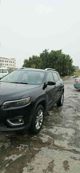 جمعة مباركة 
جيب بزون
4 سلندر 2400
ماشية 78000 ميل
موديل 2019
ضرر موضح كدامكم بصور بنيد وجاملغ عكس السائق وطخه بسيطه بالباب الخلفي عكس السائق
مواصفات 
كير 9 نمر
شاشة 
كامرة دوراة 
4×4
تحكم قيادة 4 وضعيات
لايات عدسات زنون
كشاف ضباب عدسات زنون
حواجب ليد
والباقي المعروف
سعر 130 
للاتصال ***********
