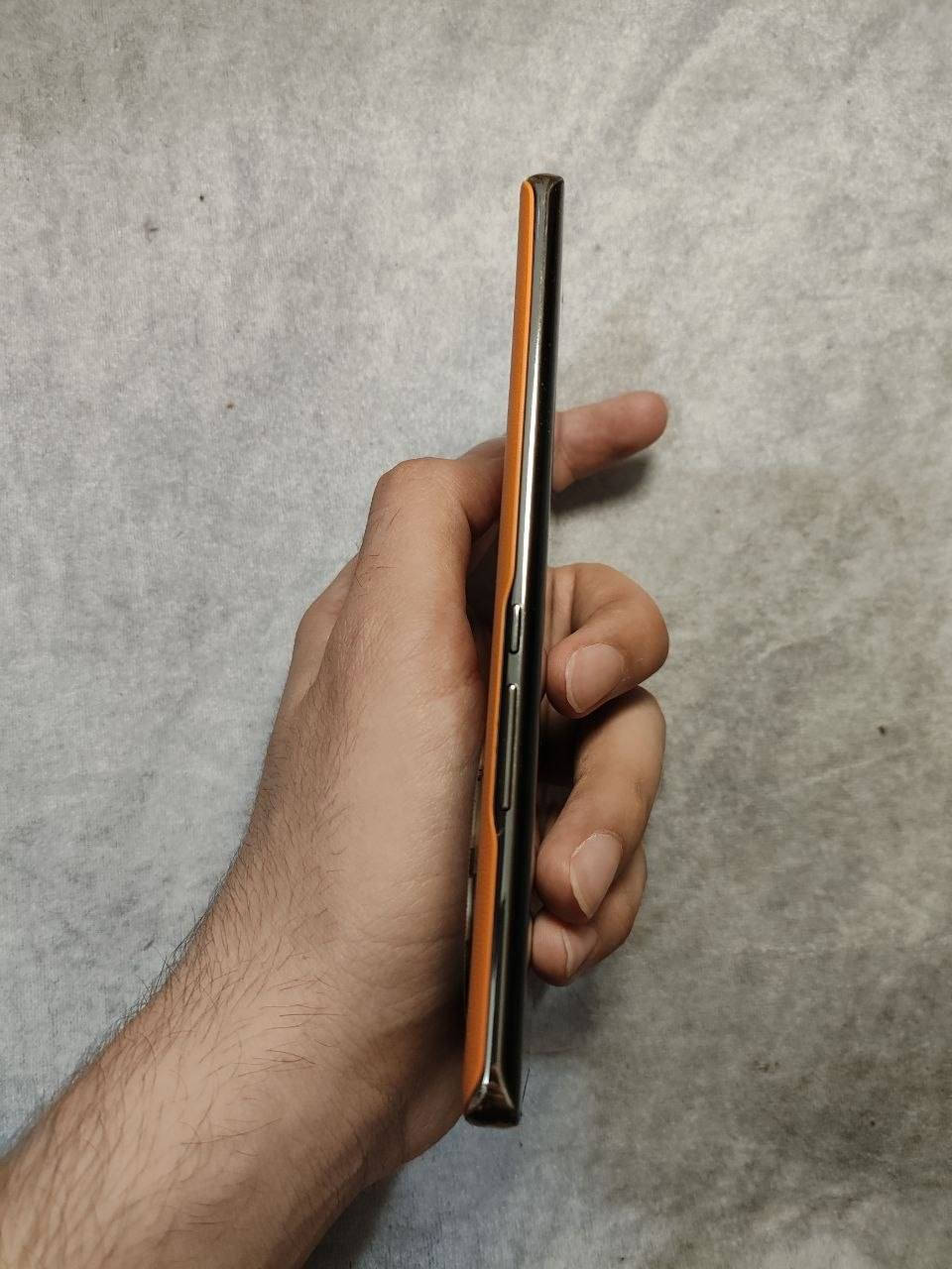 سلام عليكم🌹 

جهاز honor X9b ذاكرة 256GB RAM 12GB

مع جميع ملحقات عدة كفر

جهاز بي مشلكة ان شاشة بيهة خط وردي و مرات يضهر خط بشاشة أخضر بنص و يختفي و يرجع

و جهاز مفتوح و مبدل له منفذ شحن و سماعة

جهاز يعمل بنسبة 100% و ما بيه اي مشلكة غير شاشة

نضافة 85%

السعر: 130.000 دينار عراقي

تكدر تبدل شاشة و و خلصت و إذا تريد تخليه يضل وياك طبيعي ما يأثر علا استخدامك يومي يفيد لشخص بعده ما عنده فلوس و يريد جهاز 60FPS مرات اصل انسة خط بس يضهر اله خط أخضر بشاشة و يختفي و يرجع

متوفر توصيل لجميع محافضات


**إذا كنت صاحب هذا الإعلان وتريد حذفه لأي سبب، رجاءا أرسل رسالة إلى الدعم الفني**