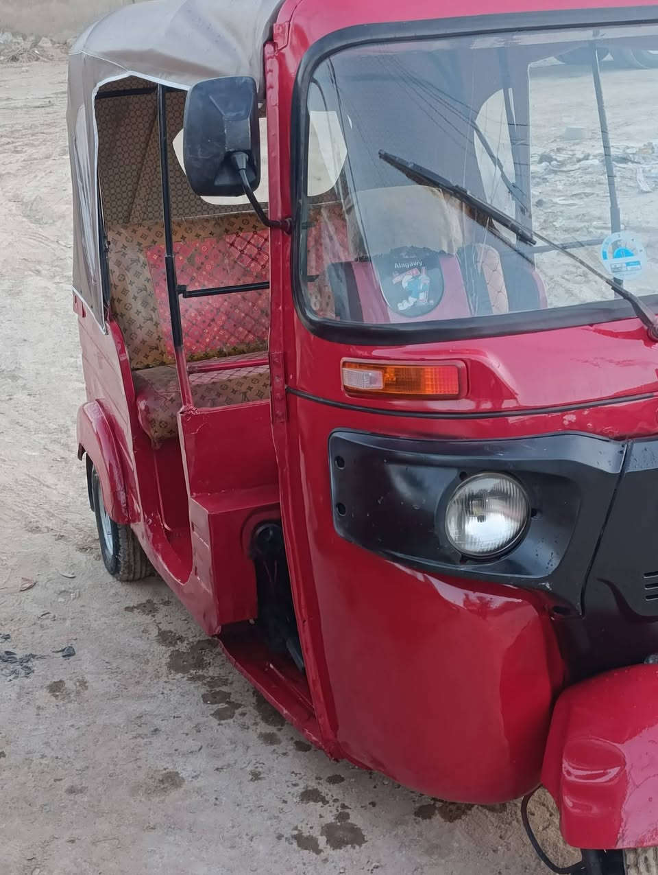 السلام عليكم تكاتك للبيع 2017.2018.2020المكان بابل القاسم الاستفسار ***********
