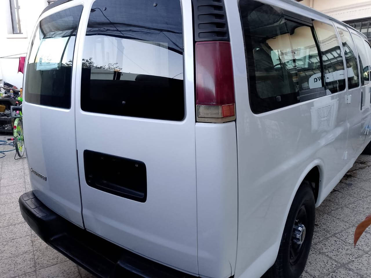 السلام عليكم من رخصت الادمن سيارة سفانة 2000اباسمي شرط التحويل امصفرة هيئة وغرامة رقمهة نينوة  السيارة كاملة مابيهة اي نواقص كير مكينة صدر كلة جديد السيارة ابلادية بيهة بنيد صبغ وجاملغ باتري جديد تايرات جدد السعر 70 ورقة وبيهة مجال للطيبين مكان السيارة بغداد البياع
***********
***********
