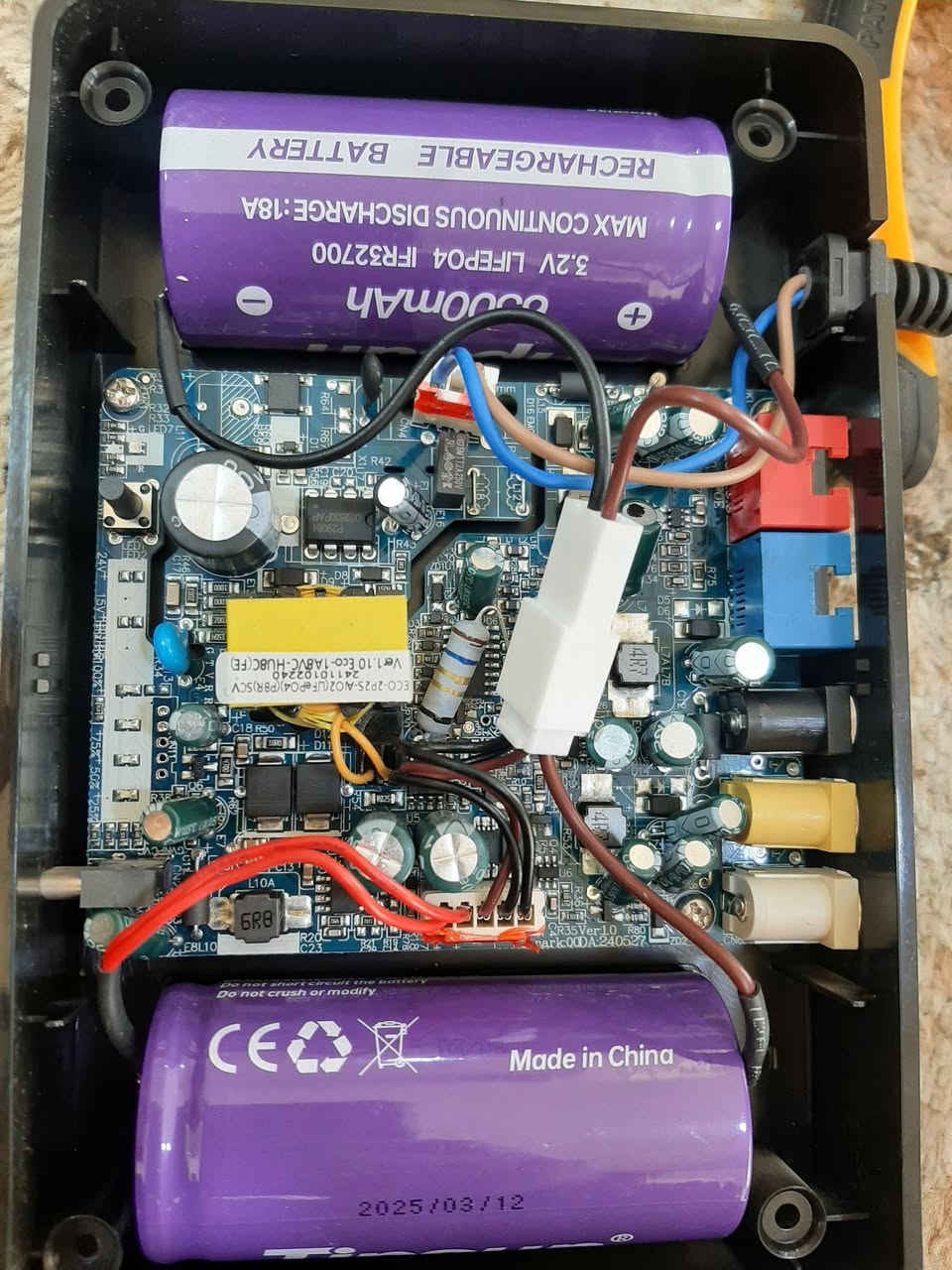 ليش تخسر 25 ألف على عاكسة  جديدة وبعد فترة لو عطل لو بطاري ؟ صلح العاكسة  او بدل البطاري ليثيوم ايون بـسعر 10 آلاف وفوسفات الحديد بسعر ١٥ وخليه يشتغل أحسن من الوكالة


**إذا كنت صاحب هذا الإعلان وتريد حذفه لأي سبب، رجاءا أرسل رسالة إلى الدعم الفني**