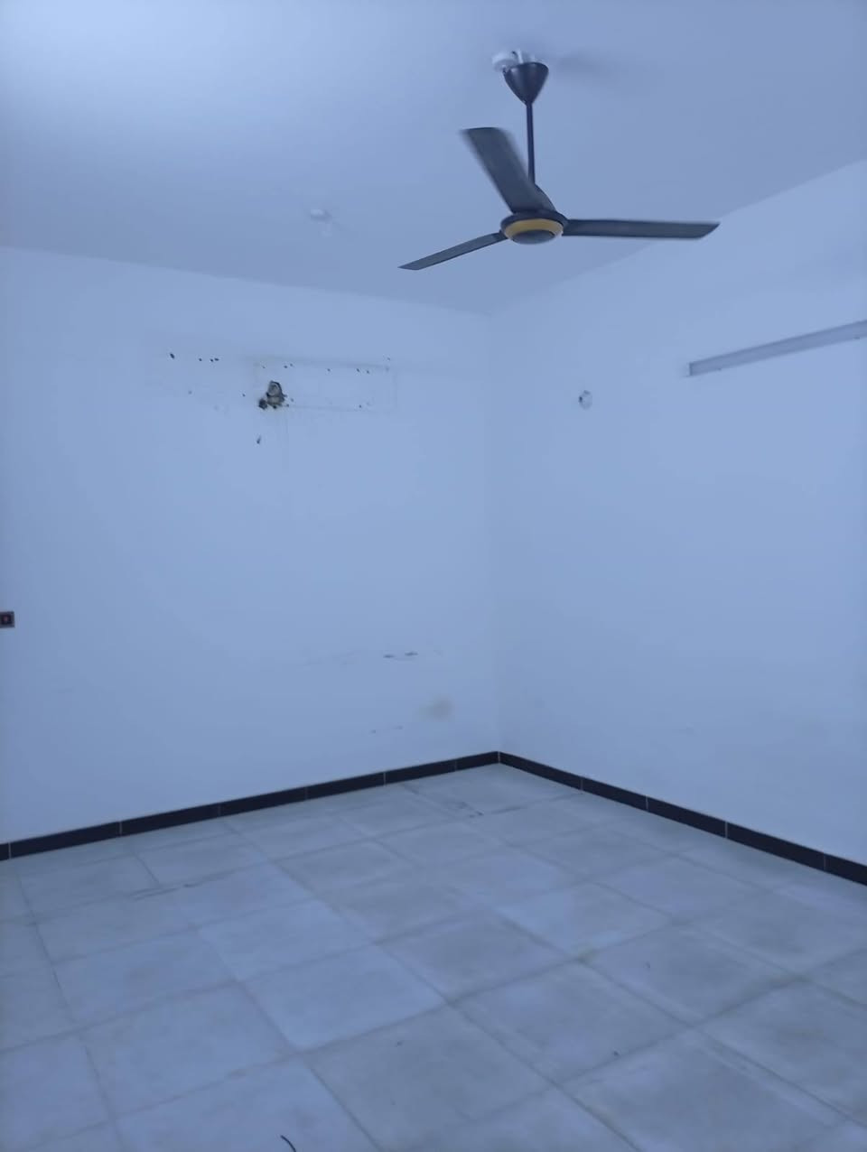 💥  دار اللآيجار (( كوت الحجاج .  )) بناء حديث 

💥 مساحته/ 350م

💥  ثلاث طوابق منام عدد 10 وصاله ومطبخ وصحيات

💥  شارع /  10م 

💥 سنة البناء 2022

🌀🌀

💥 متوفر جميع العروض تجاريه سكنية من قطعه ارضي ودور 

💥 نستقبل جميع العروض من بيع وشراء و دور وقطع ارضي وتجاري 

الاستفسار اكثر 

📞***********

📞*********** 

📞*********** العروض تجاريه 

🏪 متواجـدون يـومـيـاً لإسـتـلام عـروضـكم وتـوفيـر أفـضـل خـيـار يتنـاسـب مع طلبـاتـكم 🏪
