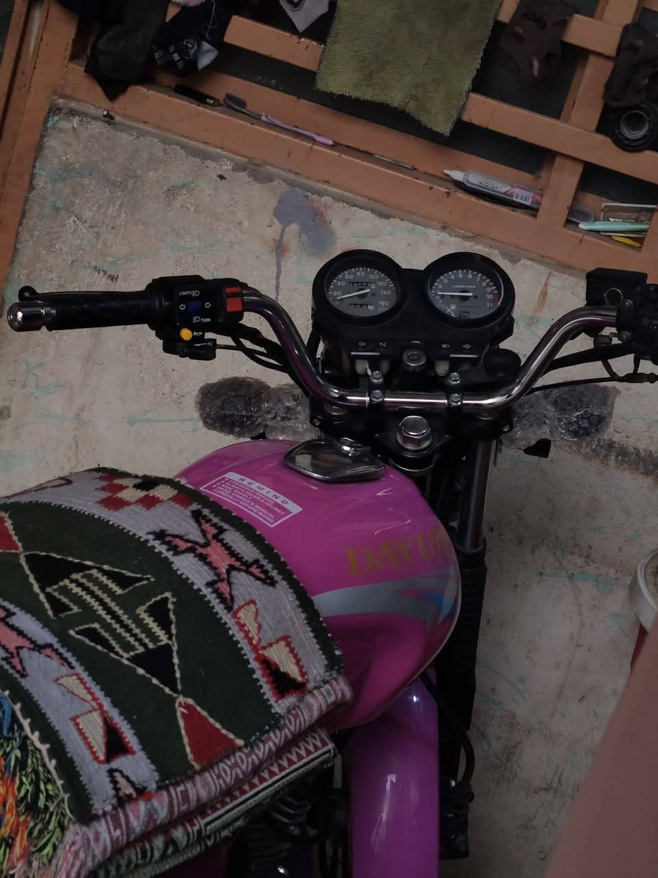 سلام عليكم دراجة دايون عضم لون بنفسجي الدراجة رقم وسنوية انكليزي كفالة عامة من الزلغ ما مفتوحة شرط الفحص السعر مليون 950 بيهة مجال مكاني كربلاء حي العامل رقمي ***********
