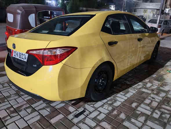 السلام عليكم كورلا ٢٠١٩ أمريكي للبيع سياره ماشيه ١٠٧ مصفره هيئه وغرامات وبااسمي رقم جديد حادثها جاملغ وبنيد وبيها بدايه شاصي ولغد بدايتهن فقط سياره بحاله جيده بدون نقص السعر ١٣٨ مكاني الدوره ***********
