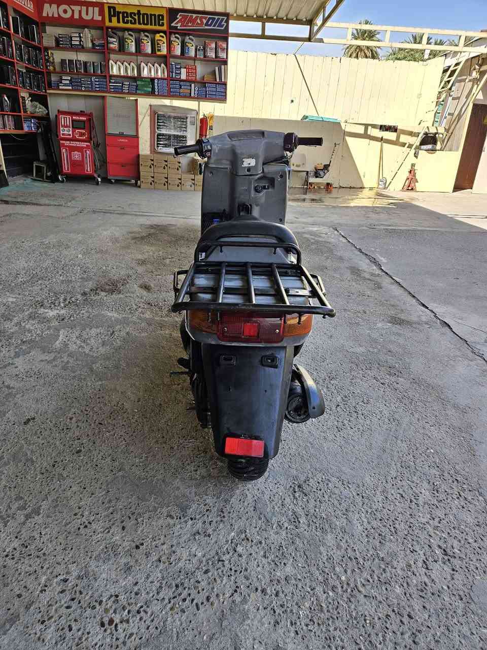 سلام عليكم دراجة بيكم كلشي شغال سلف هندر كفر نضافة 80% سعر 300 المكان بغداد رقم ***********
