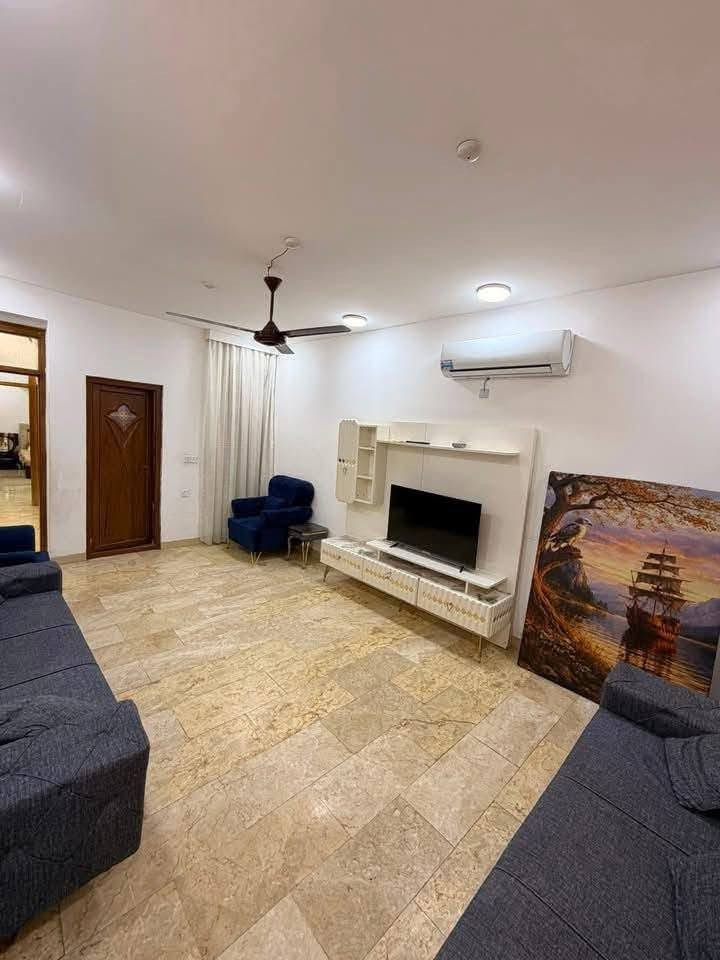 شقه للايجار في منطقة المنصور 🏠
العناب حي دراغ خلف وكاله سردار📍

التفاصيل ( صاله - مطبخ 🍳 - صحيات 🚿 - غرف نوم عدد 2 🛏️ )

750$ ط ثاني 
850$ ط اول

للاستفسار الاتصال 📞

***********
